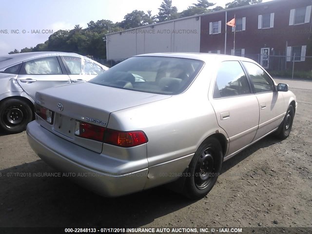 4T1BG22K2YU709866 - 2000 TOYOTA CAMRY CE/LE/XLE TAN photo 4