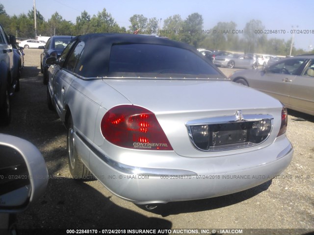 1LNFM97V9WY643263 - 1998 LINCOLN CONTINENTAL  银色 照片 3