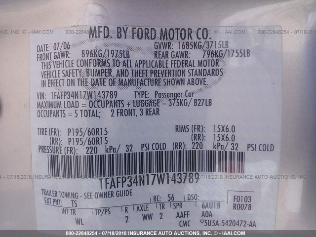 1FAFP34N17W143789 - 2007 FORD FOCUS ZX4/S/SE/SES SILVER photo 9