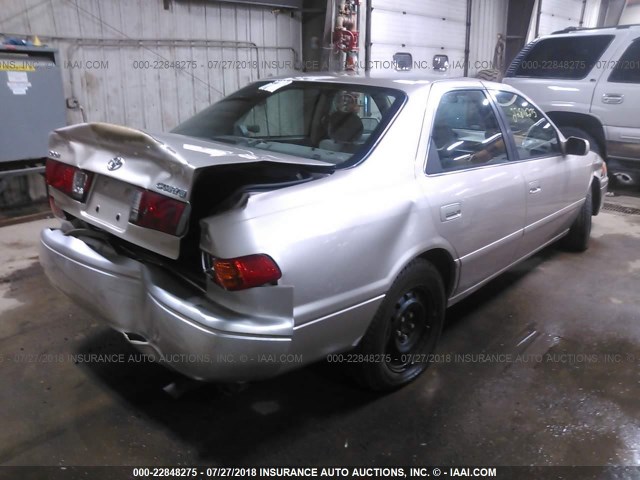 4T1BG22KX1U805332 - 2001 TOYOTA CAMRY CE/LE/XLE 米色 照片 4