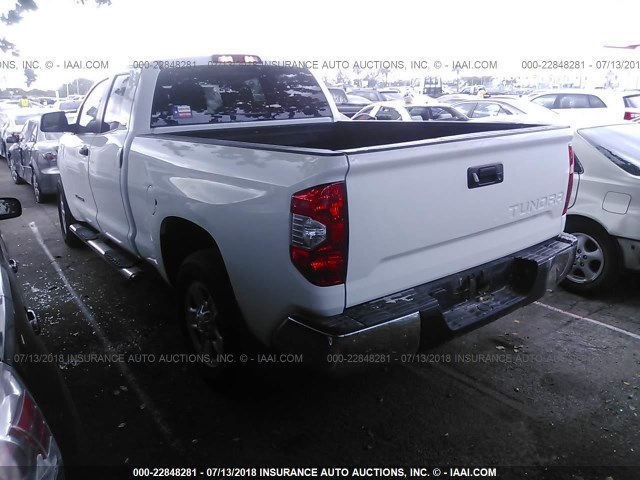 5TFRM5F16FX091705 - 2015 TOYOTA TUNDRA DOUBLE CAB SR/SR5 WHITE photo 3