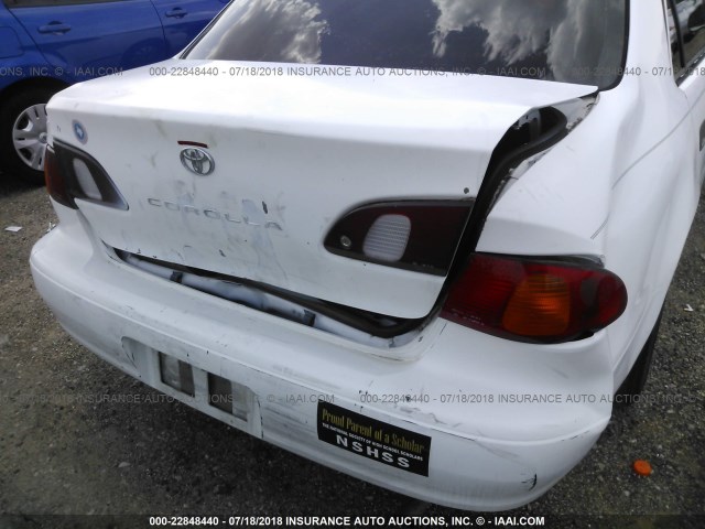 1NXBR12E4WZ090540 - 1998 TOYOTA COROLLA VE/CE/LE 白色 照片 6