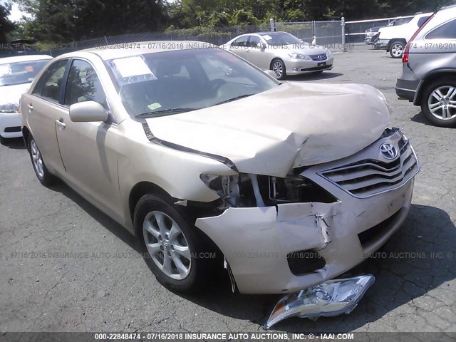 4T1BF3EK0BU121329 - 2011 TOYOTA CAMRY SE/LE/XLE GOLD photo 1