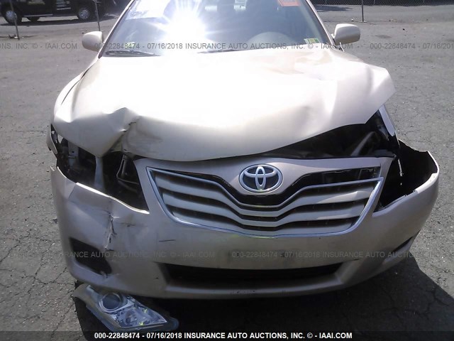 4T1BF3EK0BU121329 - 2011 TOYOTA CAMRY SE/LE/XLE GOLD photo 6