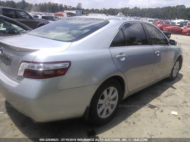 JTNBB46K573001264 - 2007 TOYOTA CAMRY NEW GENERAT HYBRID SILVER photo 4