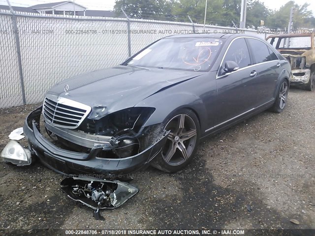 WDDNG86X57A129530 - 2007 MERCEDES-BENZ S 550 4MATIC GRAY photo 2