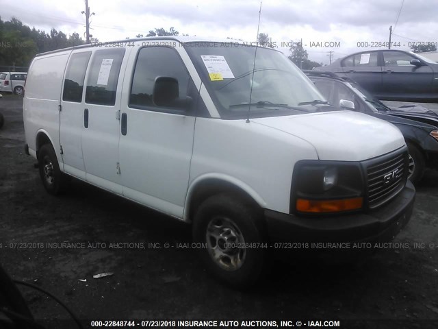 1GTGG25C281191712 - 2008 GMC SAVANA G2500 WHITE photo 1