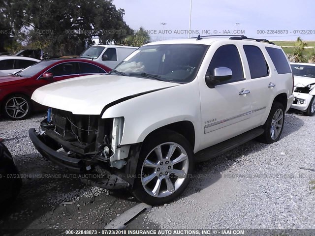 1GNUCCE09AR136912 - 2010 CHEVROLET TAHOE C1500 LTZ CREAM photo 2