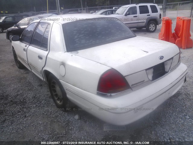 2FAFP74WX1X166046 - 2001 FORD CROWN VICTORIA LX WHITE photo 3