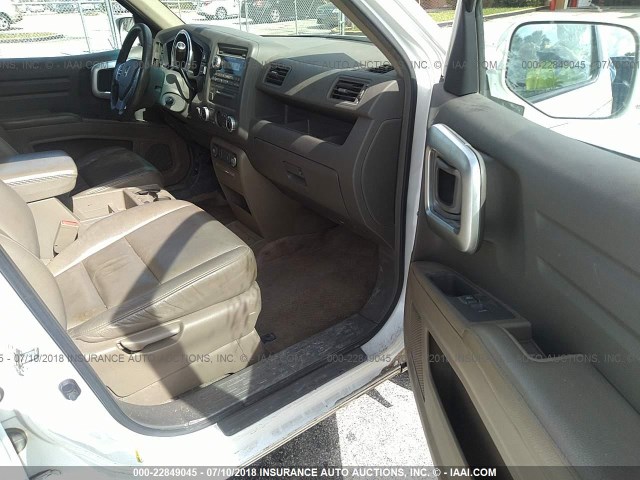 2HJYK16507H551049 - 2007 HONDA RIDGELINE RTL WHITE photo 5