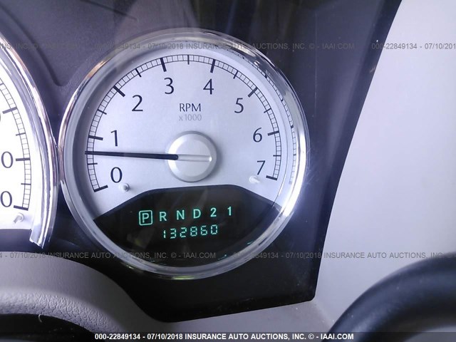 1A8HW58257F569446 - 2007 CHRYSLER ASPEN LIMITED BROWN photo 7