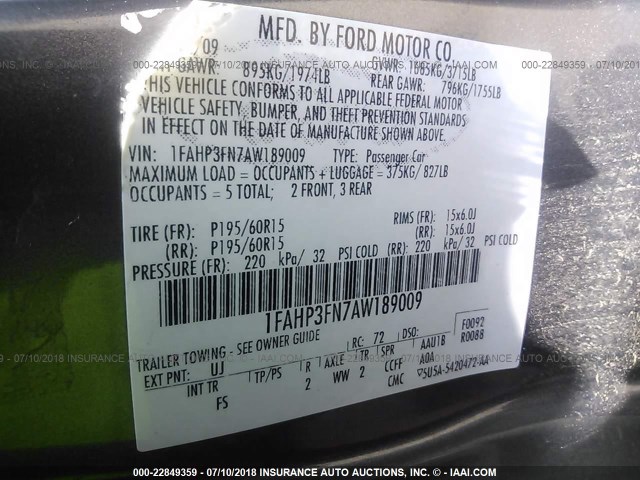 1FAHP3FN7AW189009 - 2010 FORD FOCUS GRAY photo 9