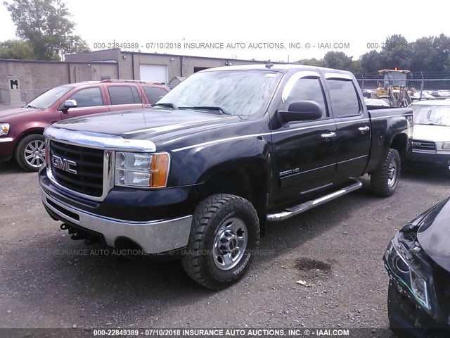 1GT4K0BG1AF139333 - 2010 GMC SIERRA K2500 SLE BLACK photo 2