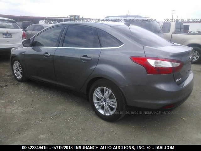 1FAHP3H2XCL185088 - 2012 FORD FOCUS SEL GRAY photo 3