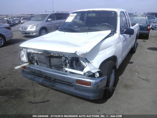 4TAVL52N6VZ330369 - 1997 TOYOTA TACOMA XTRACAB WHITE photo 6