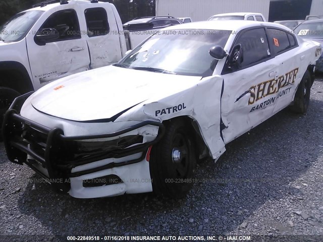 2C3CDXAT5FH817444 - 2015 DODGE CHARGER POLICE WHITE photo 2