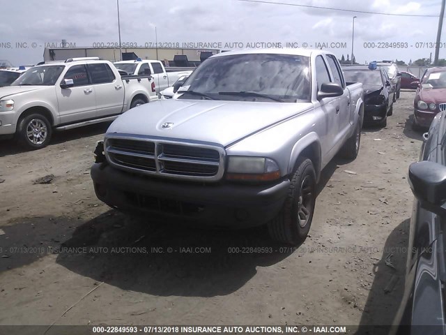 1D7HL38K24S594012 - 2004 DODGE DAKOTA QUAD SPORT SILVER photo 2