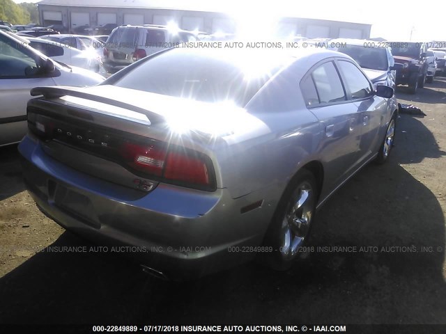 2C3CDXCT5EH155585 - 2014 DODGE CHARGER R/T SILVER photo 4
