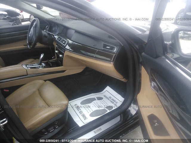 WBAKA83519CY33990 - 2009 BMW 750 I BLACK photo 5