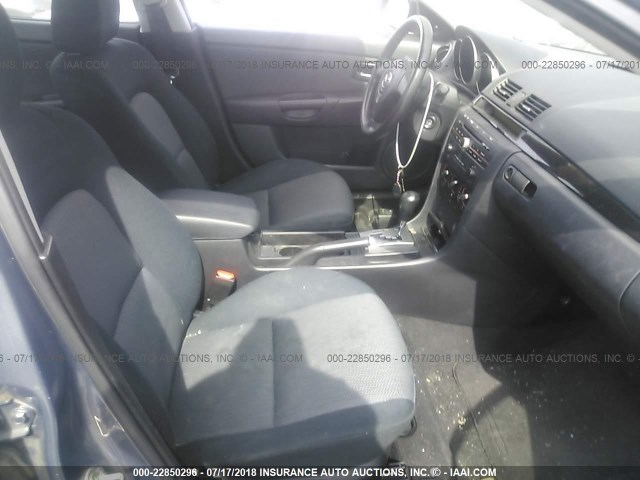 JM1BK12G581838257 - 2008 MAZDA 3 I GRAY photo 5