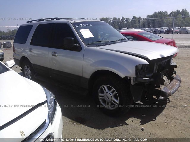 1FMPU16545LA00645 - 2005 FORD EXPEDITION XLT SILVER photo 1