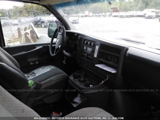 1GB0G2CA2C1117089 - 2012 CHEVROLET EXPRESS G3500  Unknown photo 5