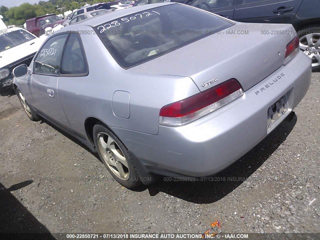 JHMBB62441C000622 - 2001 HONDA PRELUDE SILVER photo 3