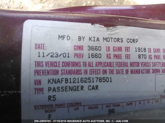 KNAFB121625178501 - 2002 KIA SPECTRA LS MAROON photo 9