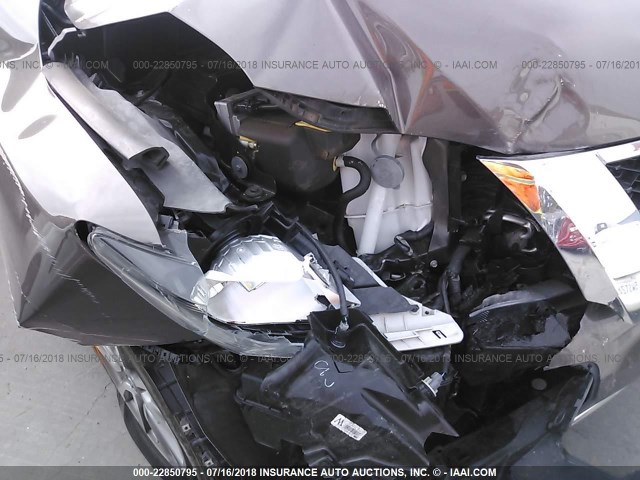 5N1AR2MN6GC652427 - 2016 NISSAN PATHFINDER S/SV/SL/PLATINUM GRAY photo 6