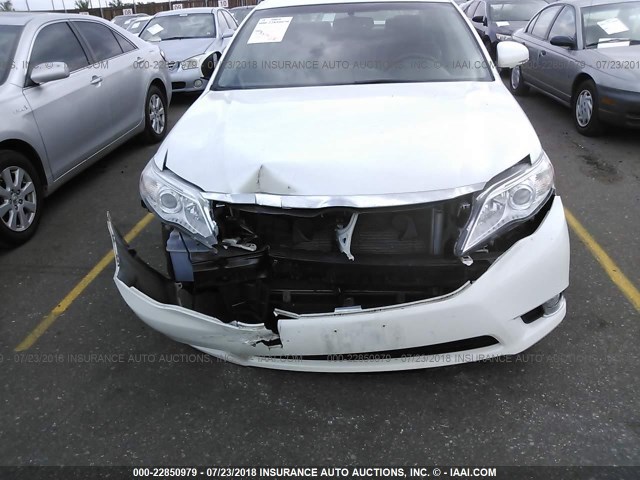 4T1BK3DB0CU450286 - 2012 TOYOTA AVALON LIMITED WHITE photo 6