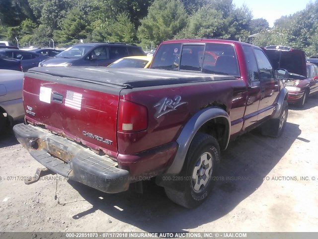 1GCCT19X238210194 - 2003 CHEVROLET S TRUCK S10 RED photo 4