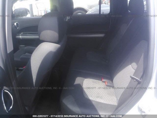 3GNBAAFW1BS615683 - 2011 CHEVROLET HHR LS ვერცხლისფერი ფოტო 8