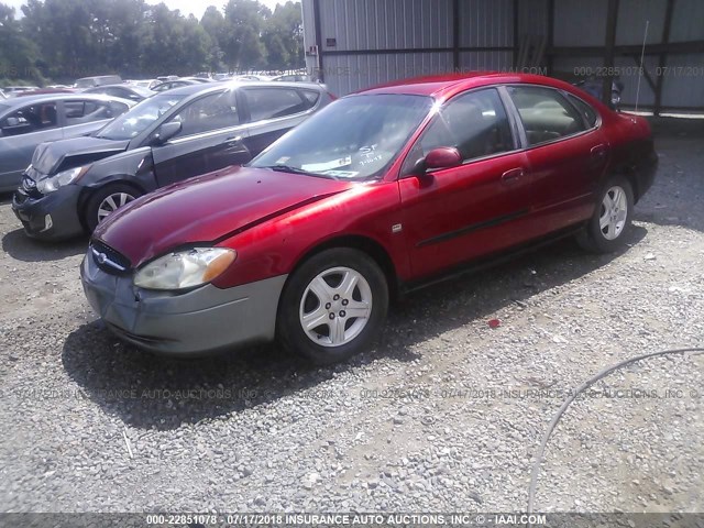 1FAFP56S5YG246028 - 2000 FORD TAURUS SEL RED photo 2