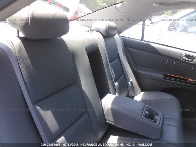 4T1BE30K13U698253 - 2003 TOYOTA CAMRY LE/XLE/SE 银色 照片 8