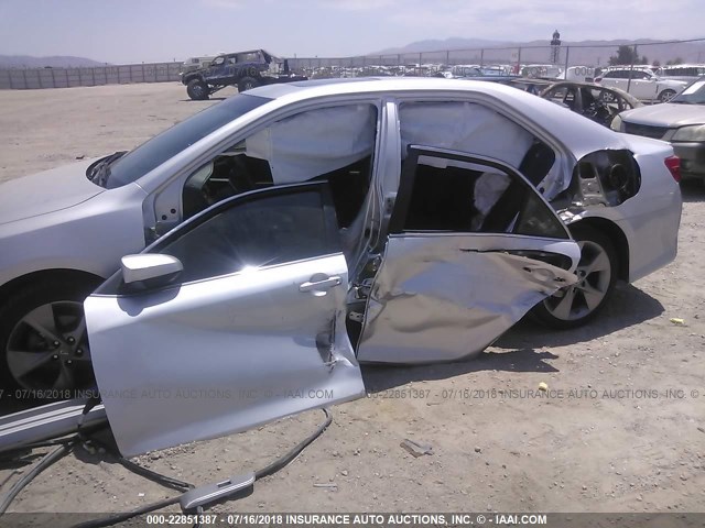 4T1BF1FK4EU744539 - 2014 TOYOTA CAMRY L/SE/LE/XLE 银色 照片 6