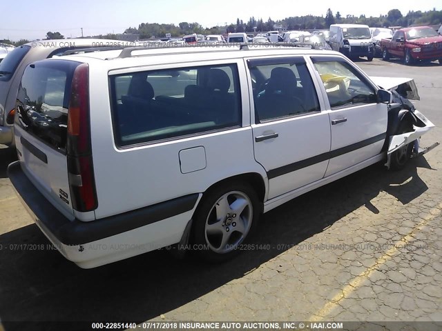 YV1LW5715S2146791 - 1995 VOLVO 850 WHITE photo 4