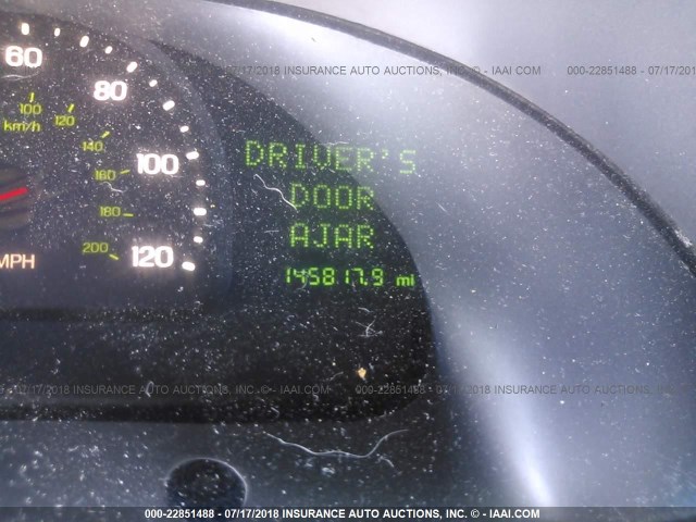 1LNFM97V7WY683244 - 1998 LINCOLN CONTINENTAL  白色 照片 7