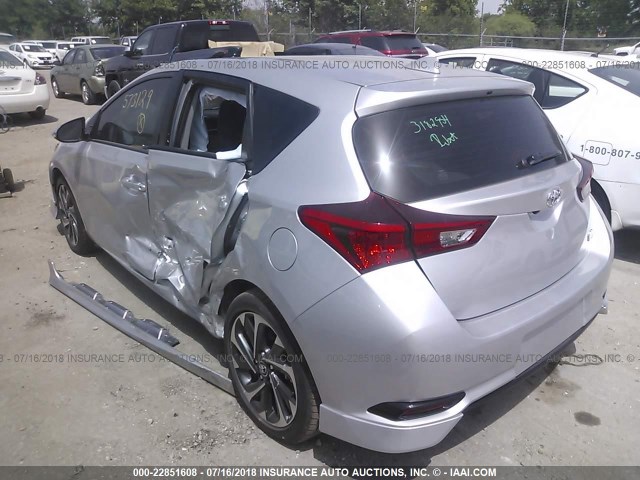 JTNKARJE3JJ573129 - 2018 TOYOTA COROLLA IM SILVER photo 3