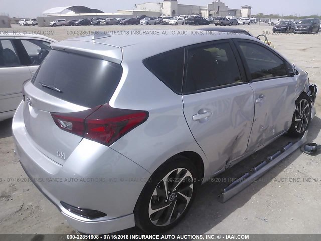 JTNKARJE3JJ573129 - 2018 TOYOTA COROLLA IM SILVER photo 4