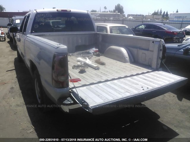 2GCEC19V941192756 - 2004 CHEVROLET SILVERADO C1500 SILVER photo 3