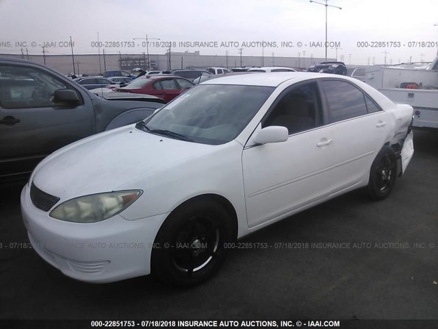 4T1BE32K55U029029 - 2005 TOYOTA CAMRY LE/XLE/SE 白色 照片 2