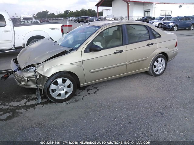 1FAFP38391W221302 - 2001 FORD FOCUS ZTS BEIGE photo 2