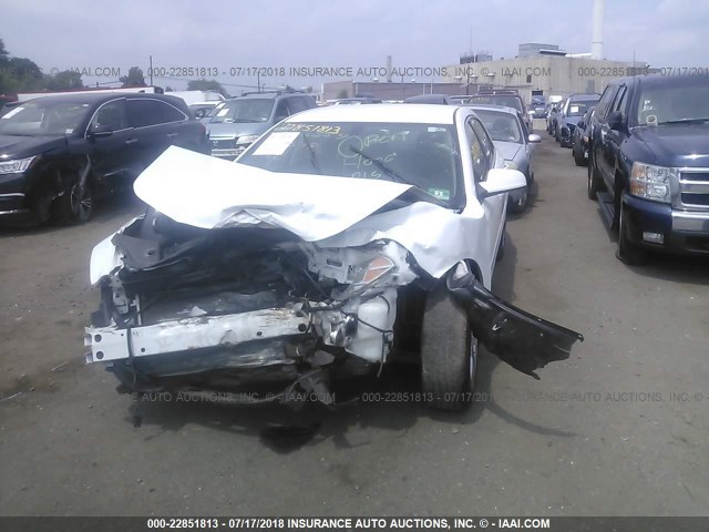 1G1ZC5EB5AF207691 - 2010 CHEVROLET MALIBU 1LT 白色 照片 6