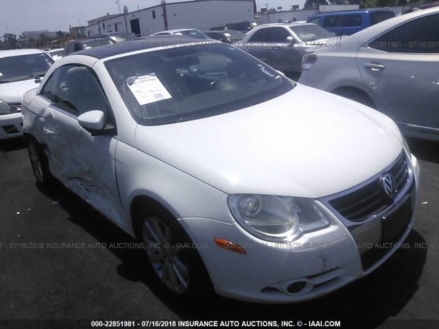 WVWBA71F49V022021 - 2009 VOLKSWAGEN EOS TURBO/KOMFORT WHITE photo 1