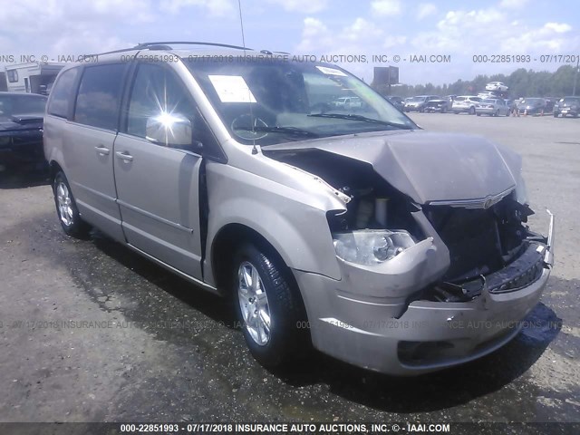 2A8HR54X19R577418 - 2009 CHRYSLER TOWN & COUNTRY TOURING GOLD photo 1