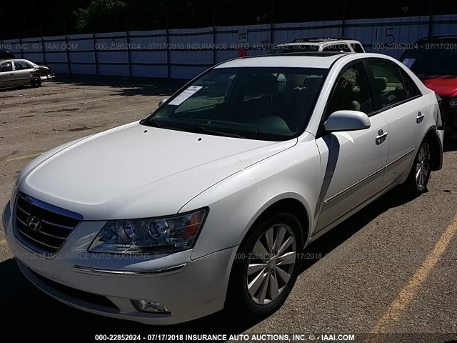 5NPEU46F39H542786 - 2009 HYUNDAI SONATA SE/LIMITED WHITE photo 2