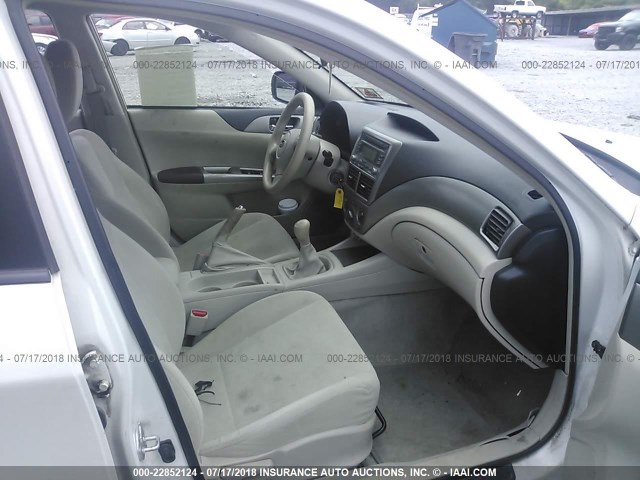 JF1GH61608G837448 - 2008 SUBARU IMPREZA 2.5I WHITE photo 5