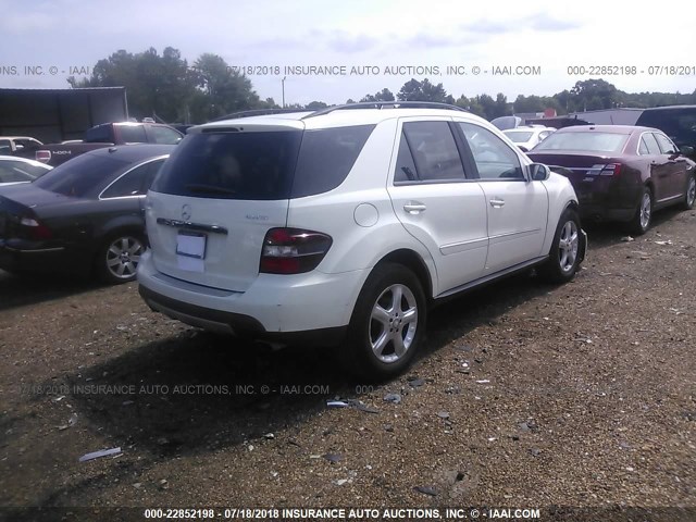 4JGBB86E38A413701 - 2008 MERCEDES-BENZ ML 350 WHITE photo 4