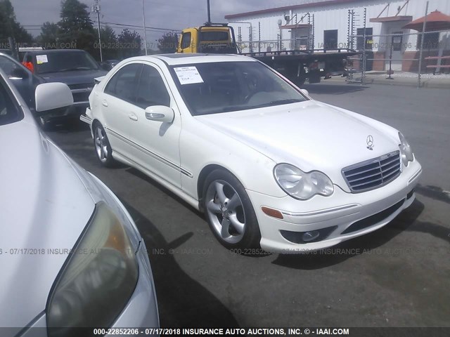 WDBRF52H56F753081 - 2006 MERCEDES-BENZ C GENERATION 2006 230 WHITE photo 1