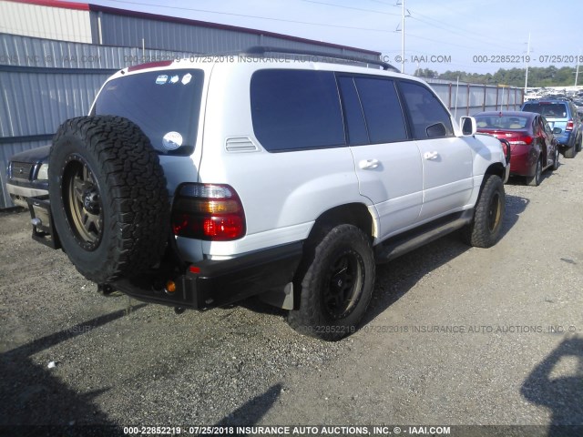 JT3HT05J1W0021061 - 1998 TOYOTA LAND CRUISER  WHITE photo 4